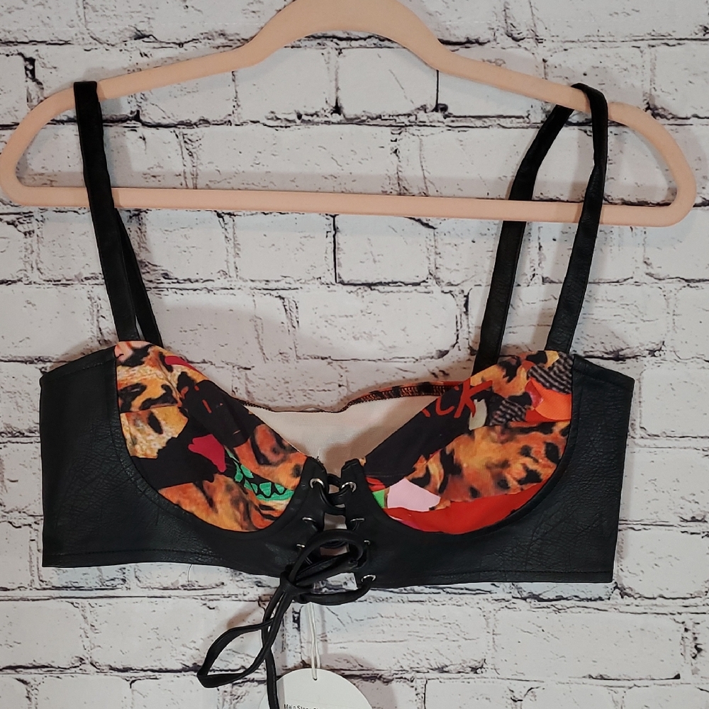 Princess Polly Faux Leather Lace-Up "Main Stage" Crop Top Size 6 NWT